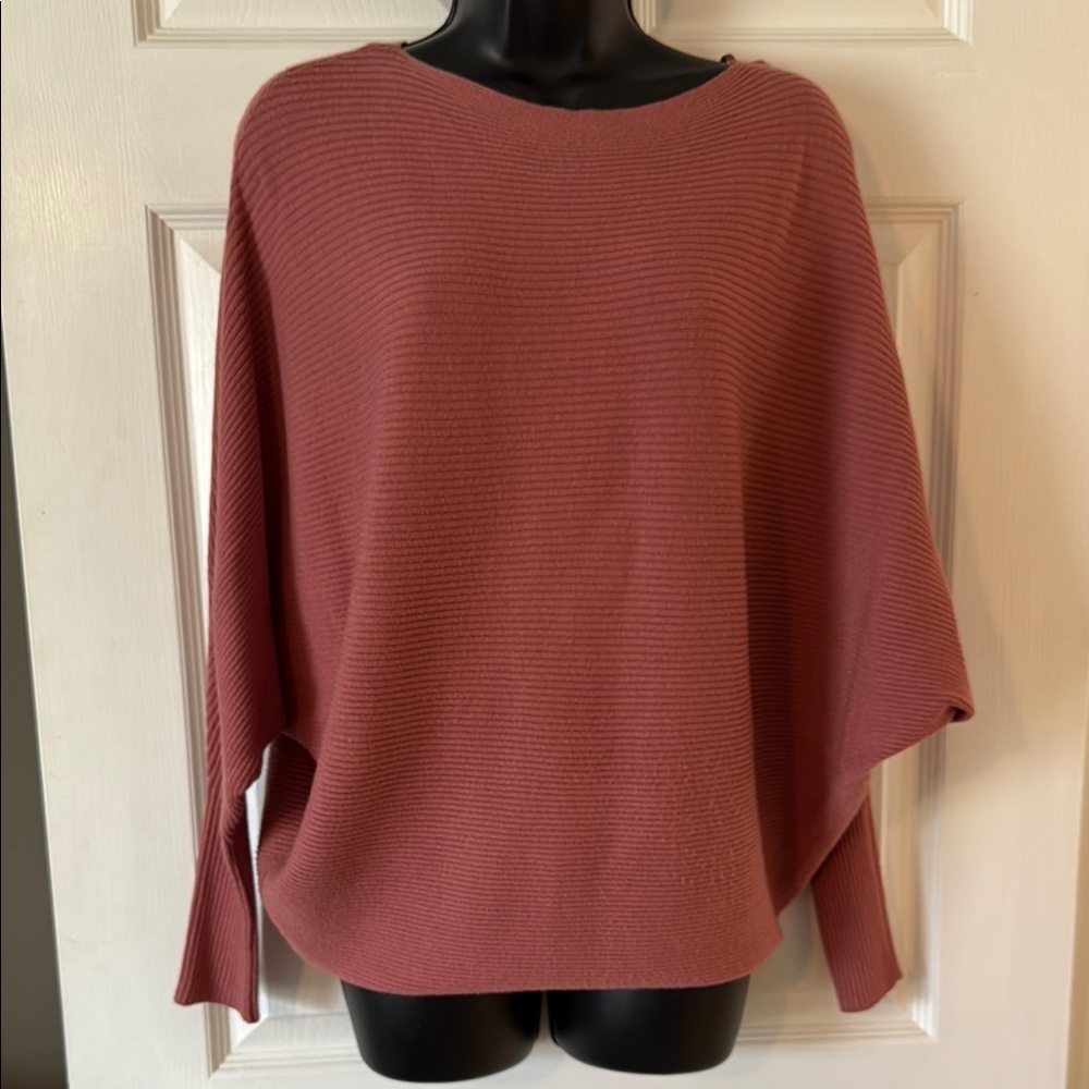 Women's Ribbed Knit Sweater - Rose
